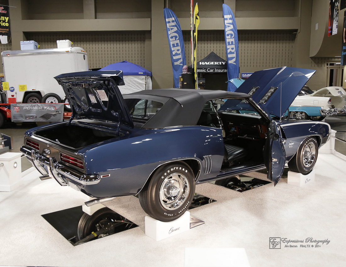 Jeep Compton - Lufkin, TX - 1969 Chevrolet Camaro