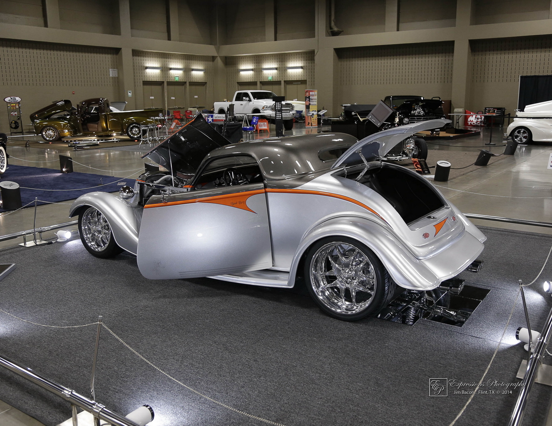 Jim & Diana Childers - Willis, TX - 1933 Ford Coupe