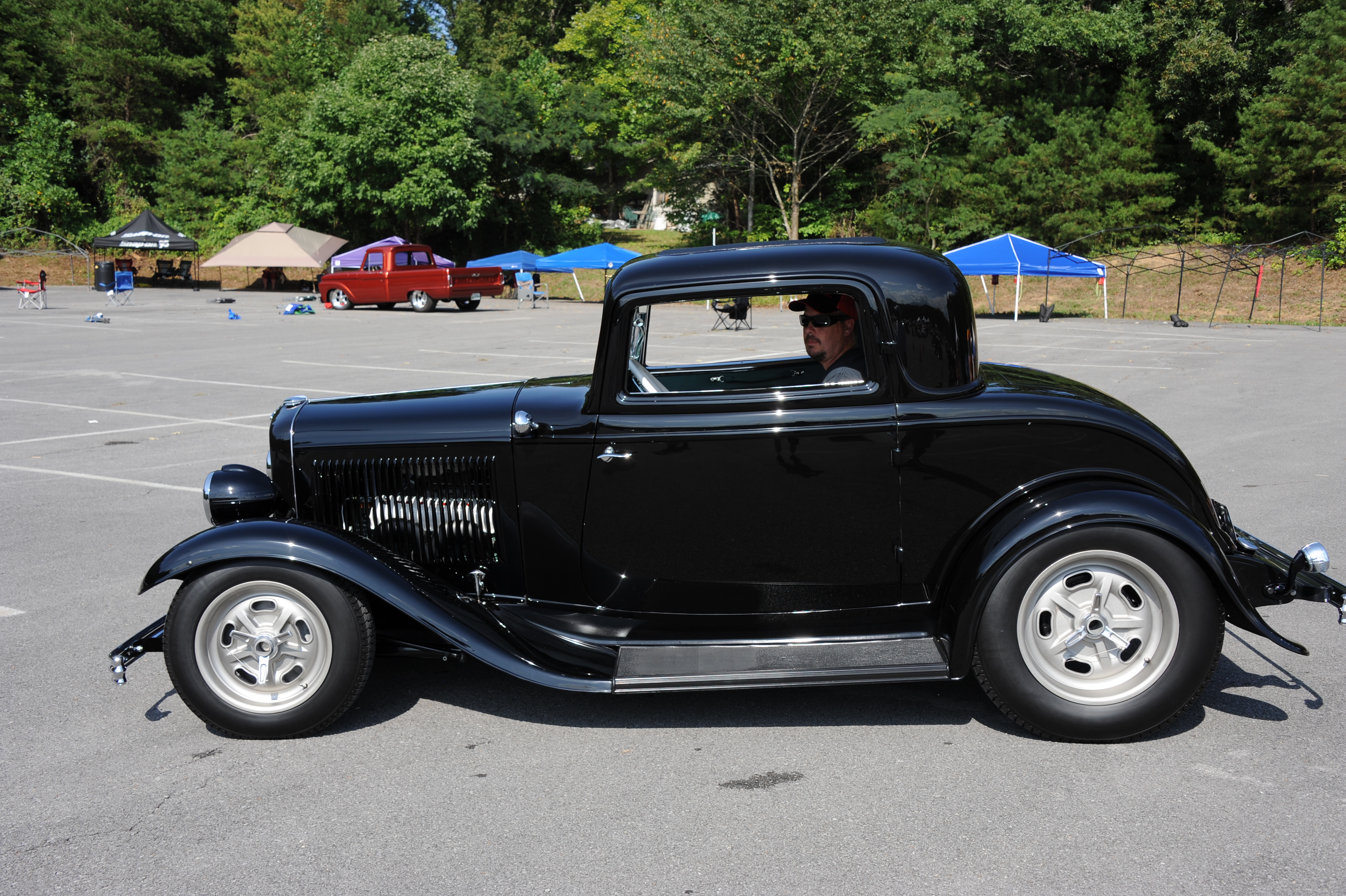 Dick Bridges - '32 Ford - Shades of the Past, Pigeon Forge
